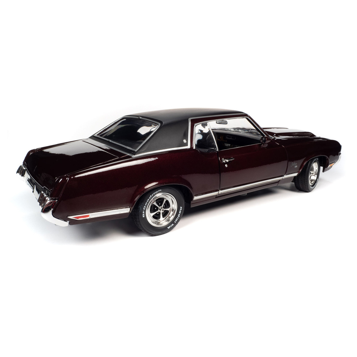 1 18 Scale Oldsmobile Cutlass SX Class of 1970 Auto World American