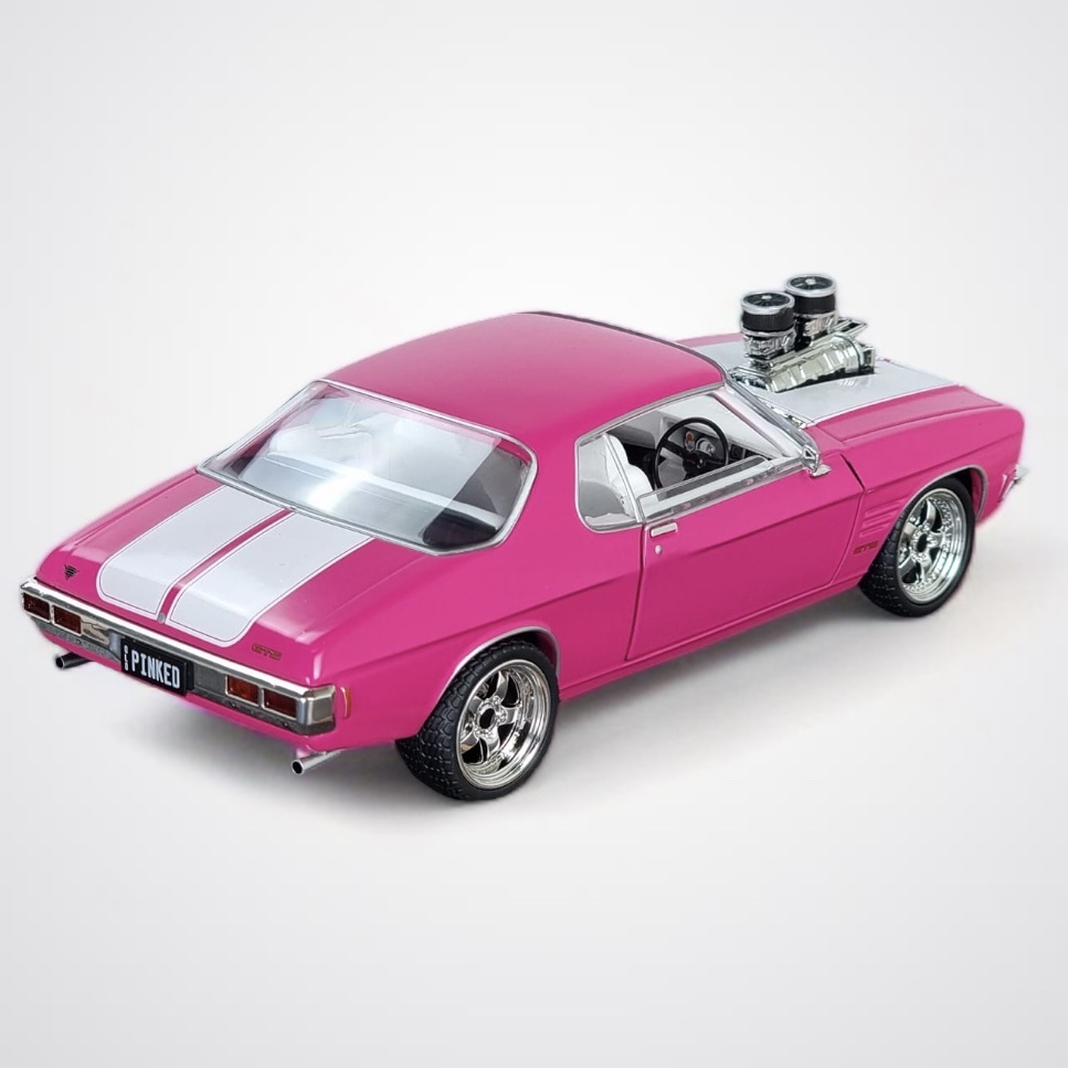 1:24 Scale Pink 1973 Blown HQ Monaro Model Car DDA Collectibles