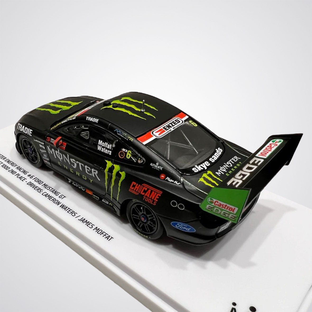 Diecast v8 online supercars 1 43