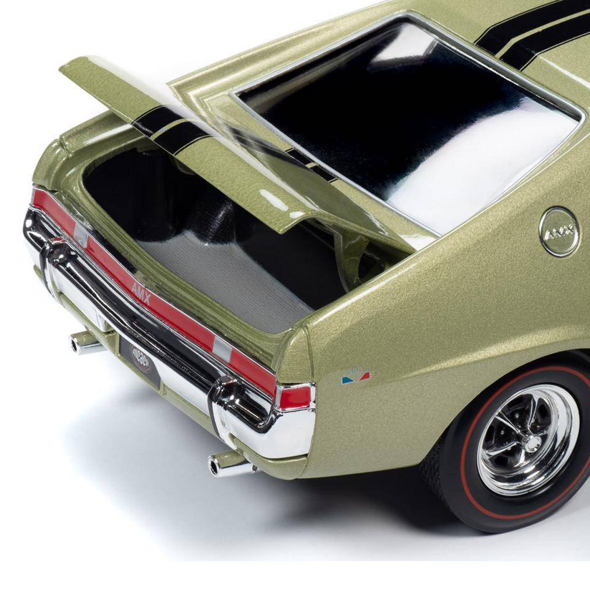 American Muscle,1:18 Scale 1968 AMC AMX Laurel Green Auto World American Muscle