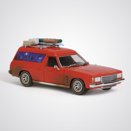 DDA Collectibles,1:24 Scale Mad Max 1975 HJ Holden Sandman Panel Van (Movie Dirty Version) DDA Collectibles