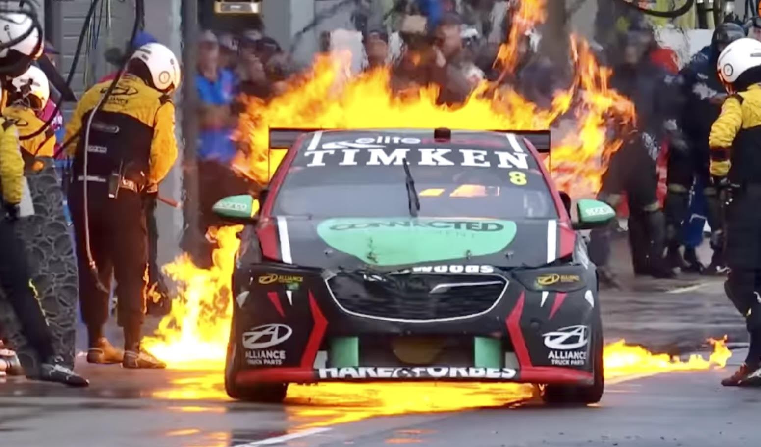 Craziest V8 Supercars pit stop moments EVER 